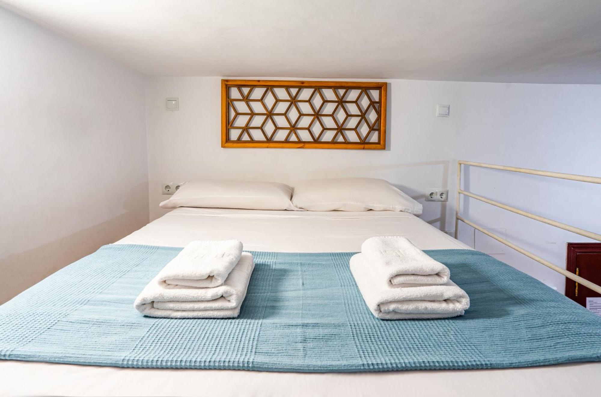 All You Need In The Historic Center Madrid Buitenkant foto